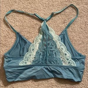 Arie lace bralette